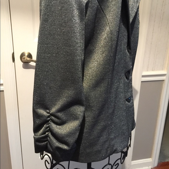 Blazer/Jacket - Picture 3 of 3